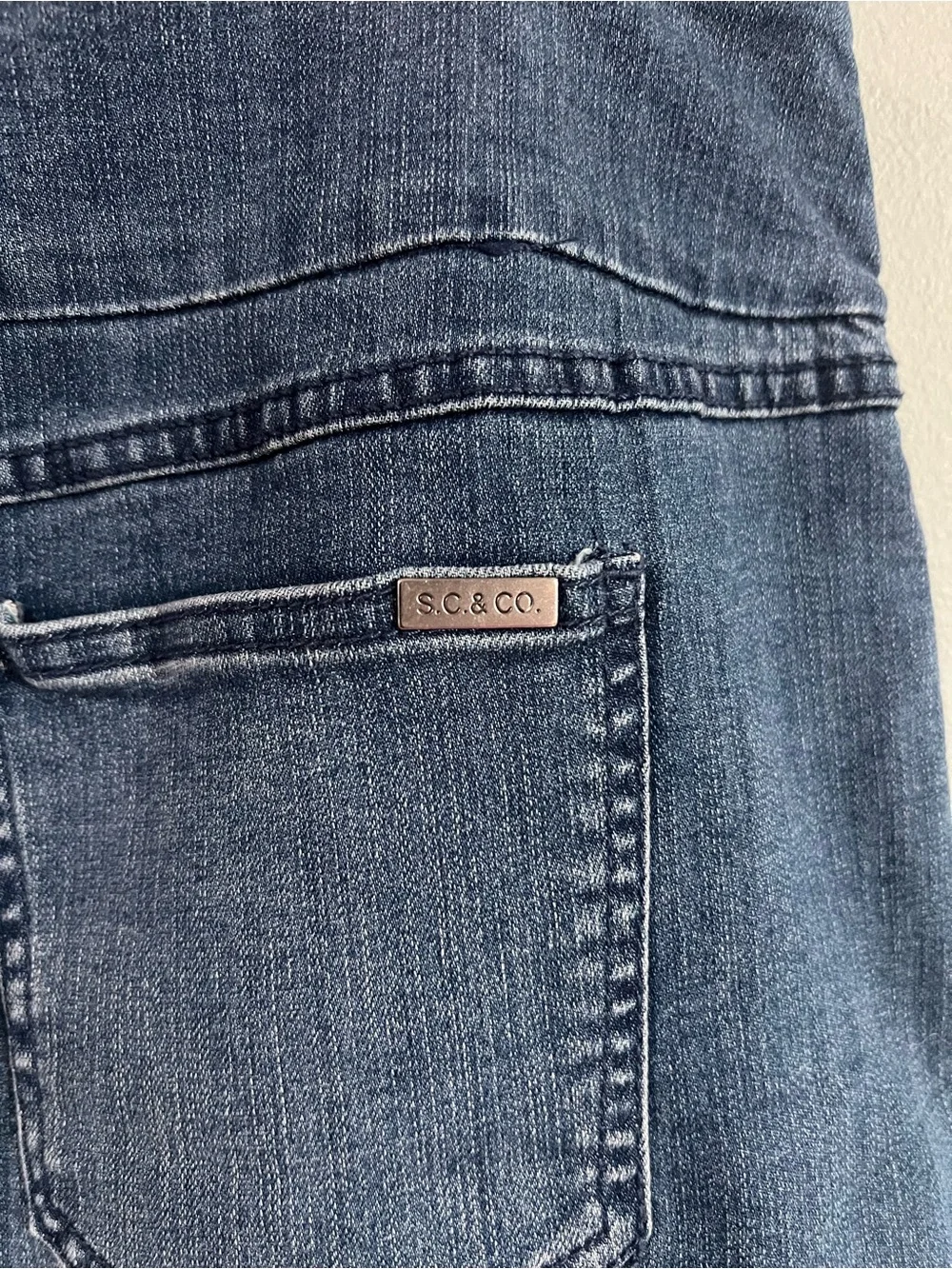 S.C. & CO. Navy Active High-Waist Leggings